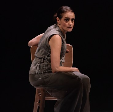 Cena de Teatro 2026 abre programação com monólogo “Eu de Você”, estrelado por Denise Fraga