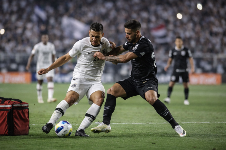 Dorival Júnior avalia empate no clássico e minimiza pressão no Corinthians