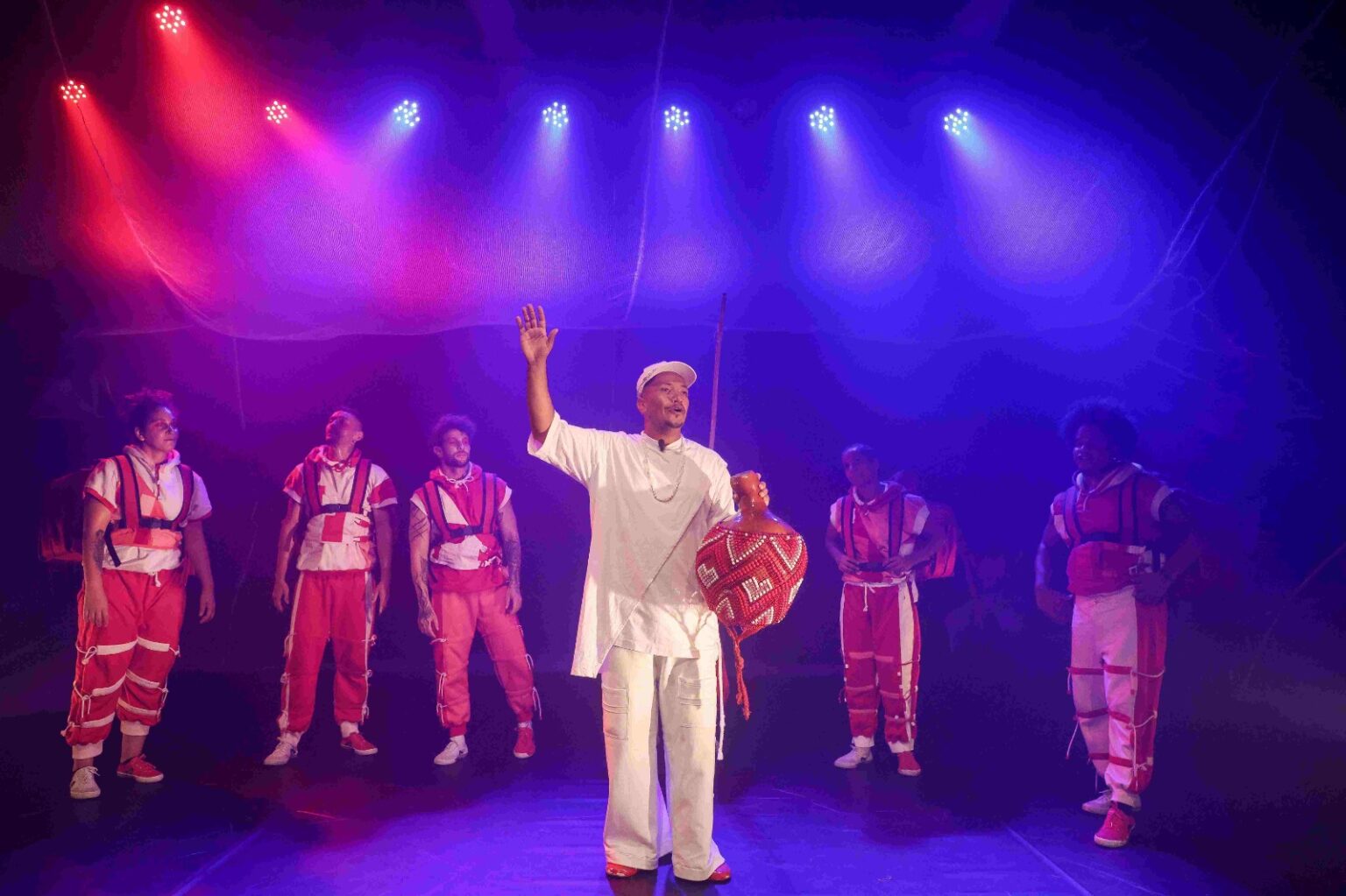 NÚCLEO IÊÊ APRESENTA O PREMIADO ESPETÁCULO DE DANÇA “TUDO QUE A BOCA COME” NO SESC POMPEIA
