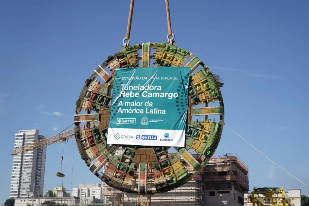 Nome de estrela da TV e tecnologia de ponta: veja curiosidades da tuneladora Hebe Camargo, que trabalha na expansão da Linha 2-Verde do Metrô