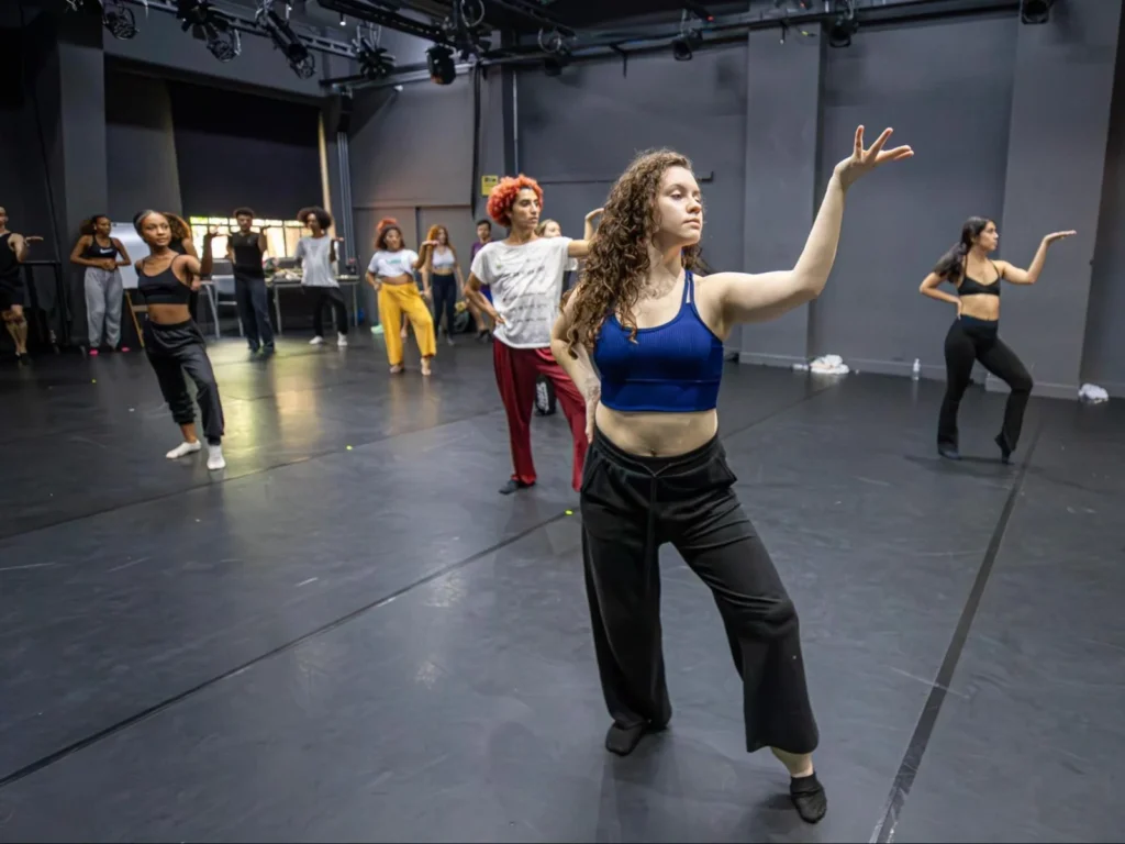 Escola Aberta abre inscrições para oficinas gratuitas na São Paulo Escola de Dança