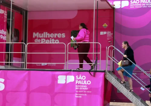 As Carretas de Mamografia registraram um aumento de 76% nos exames de prevenção e diagnóstico do câncer de mama no Estado de São Paulo, em 2025