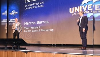 Eric Marshall, vice-presidente sênior global de Vendas, Marcos Barros, vice-presidente de Vendas e Marketing da Universal para América Latina