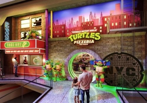 A entrada cenográfica do restaurante faz referência aos esgotos de Nova York
